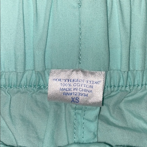 southern tide shorts - Picture 2 of 4